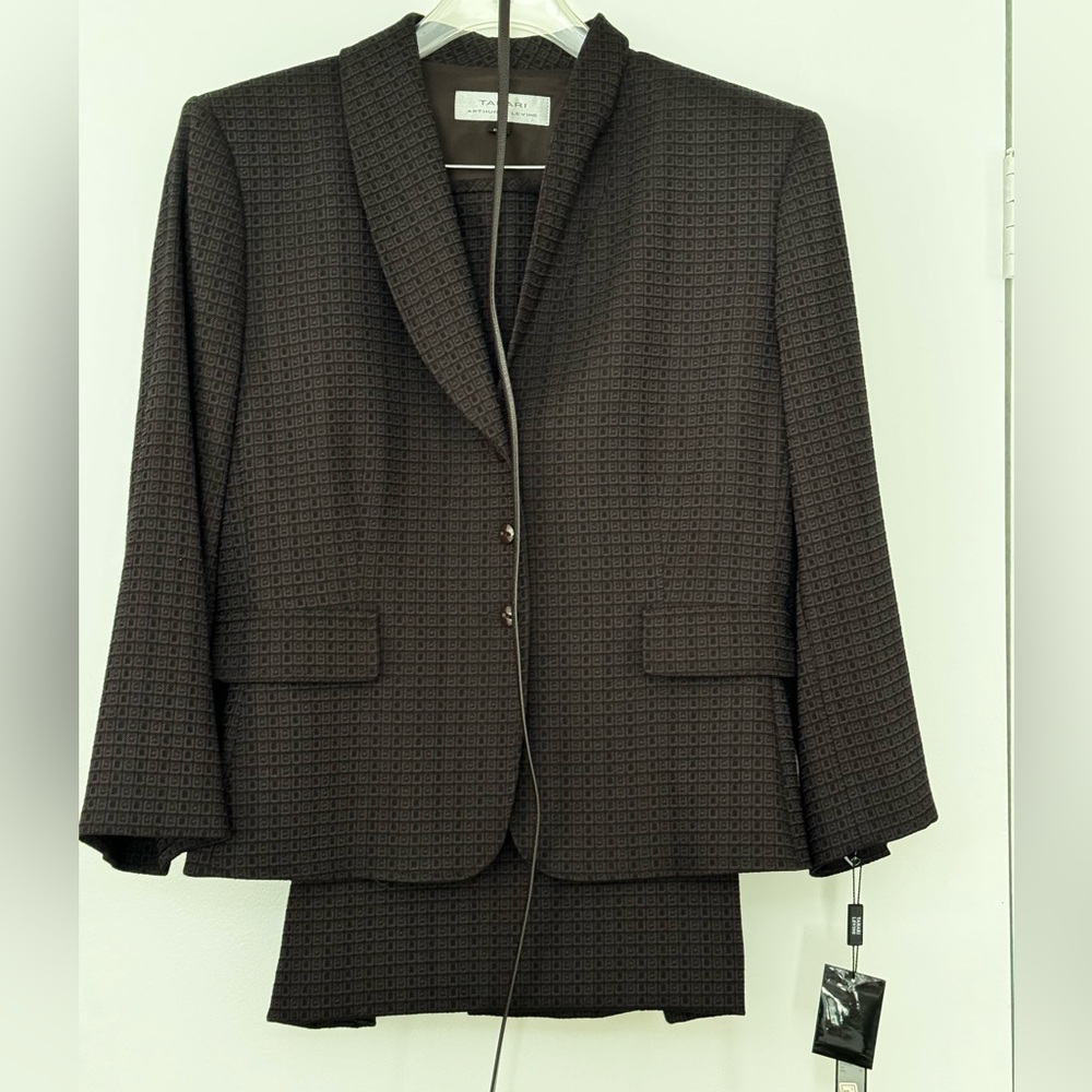 NWT - Tahiti two piece suit